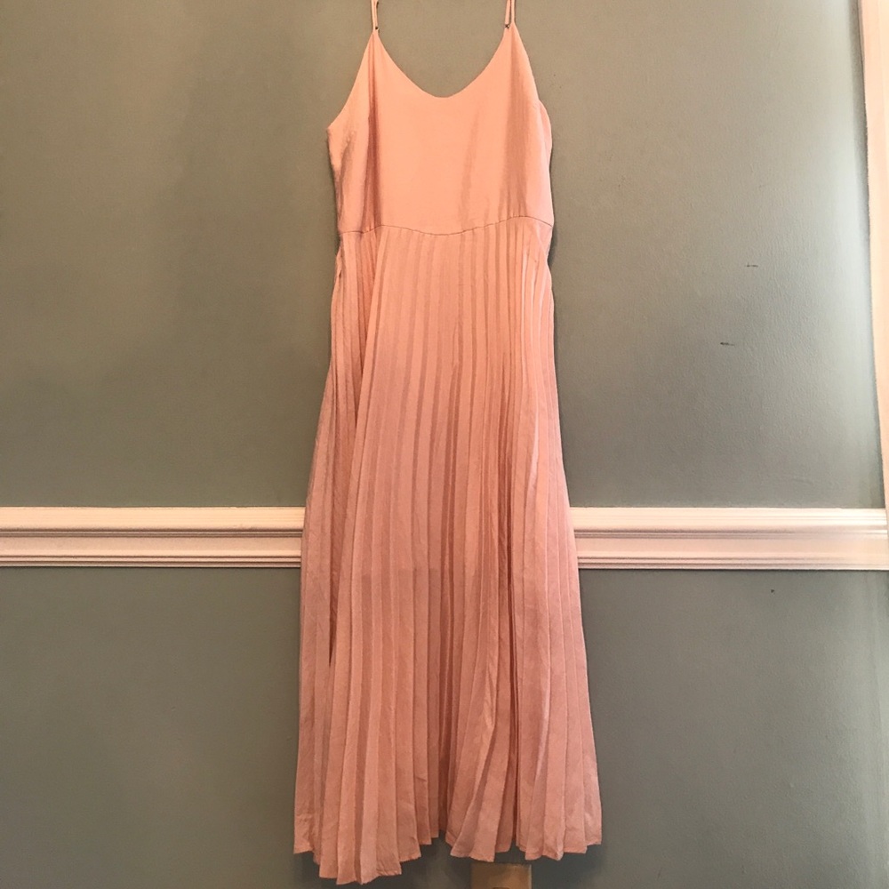 NWT Pleated Peach Dress
